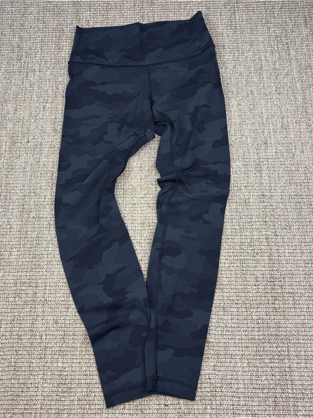 Lululemon Dark Camo Leggings - Black/Grey